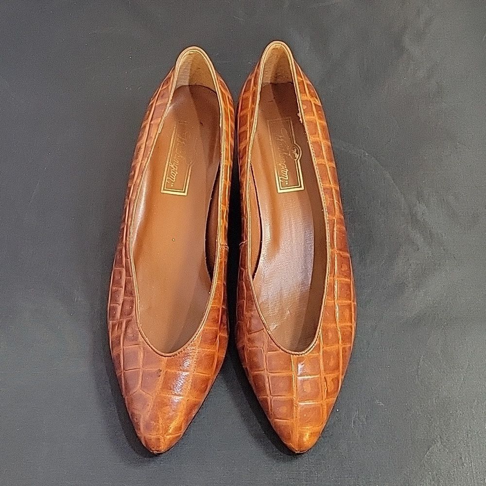 WORTHINGTON LEATHER TAYLOR POINTED TOE SLIP-ON SHOE